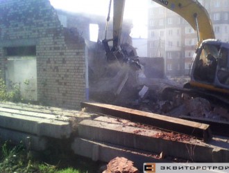 Снос здания и удаление строительного мусора 