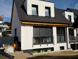Проектирование экстерьера, разработка 3D планов 3-квартирного таунхауза в г. Уттенройт (Германия)